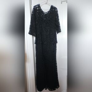 Elegant Black Lace Dress